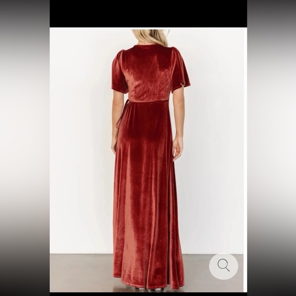 Baltic Born Katelyn Velvet Maxi Wrap Dress in Terracotta size Small - Picture 3 of 12